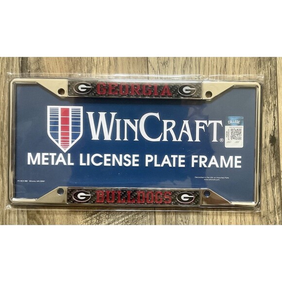 GEORGIA BULLDOGS CARBON FIBER LOOK CHROME AUTO LICENSE PLATE FRAME RED BLACK - Picture 1 of 2